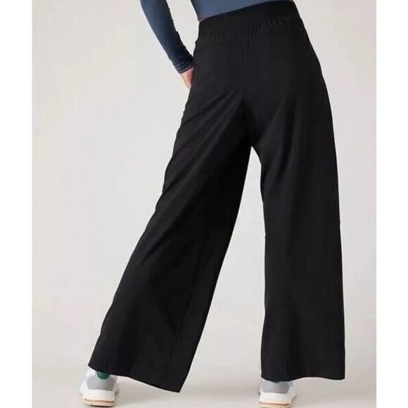 Athleta Brooklyn Heights High Rise Pleated Wide Leg Pants Black Size 2 - Picture 1 of 11